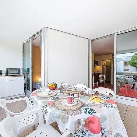 Floralies I-5 By Interhome